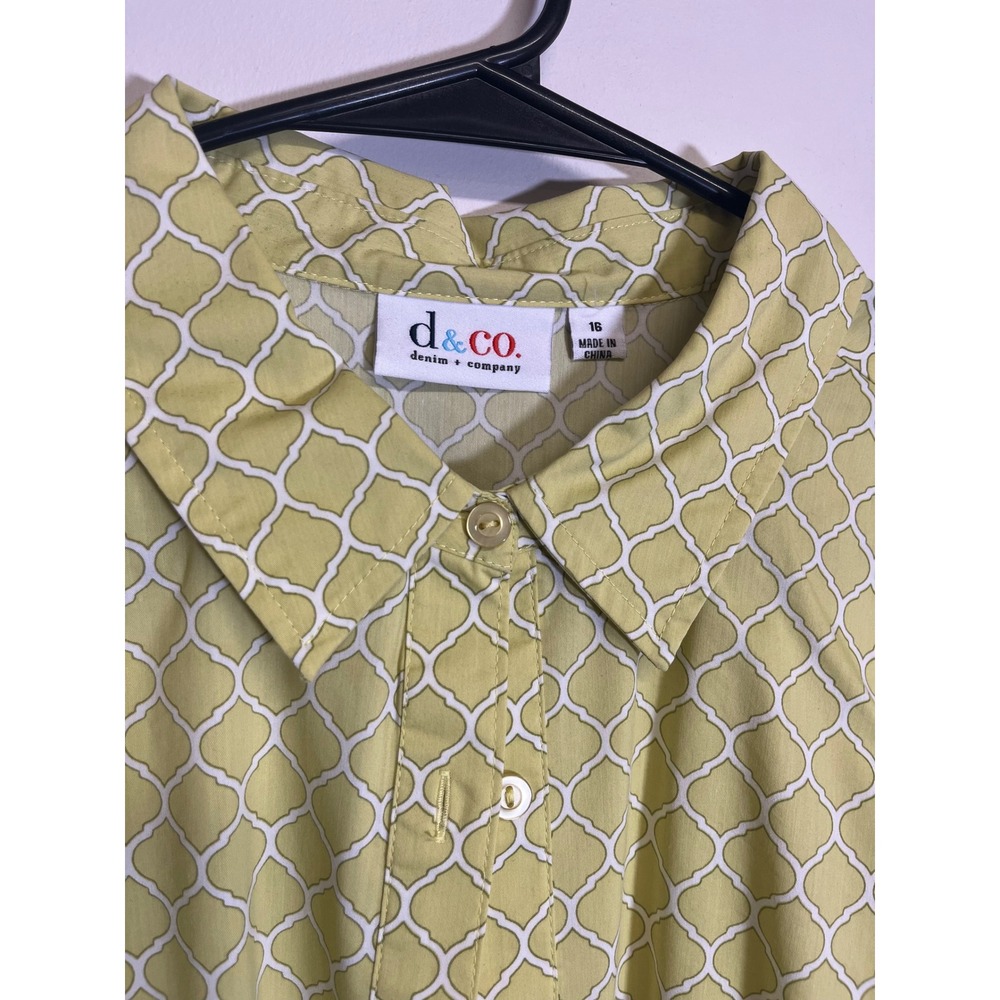 D&Co. Women's Green Patterned Button Down Blouse Size 16 - Picture 3 of 6